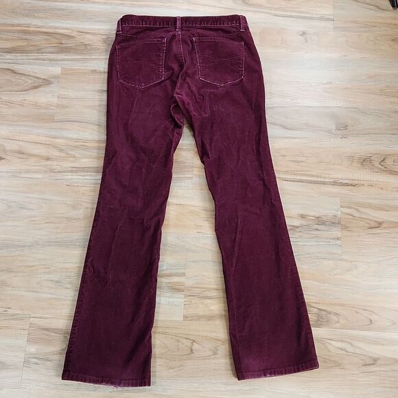 ☔️🐞Loft Burgundy Corduroy Modern Bootcut Jeans Size 6 - Picture 4 of 12